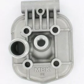 Culasse adaptable MBK 51 à refroidissement liquide (livré Sans Joint)